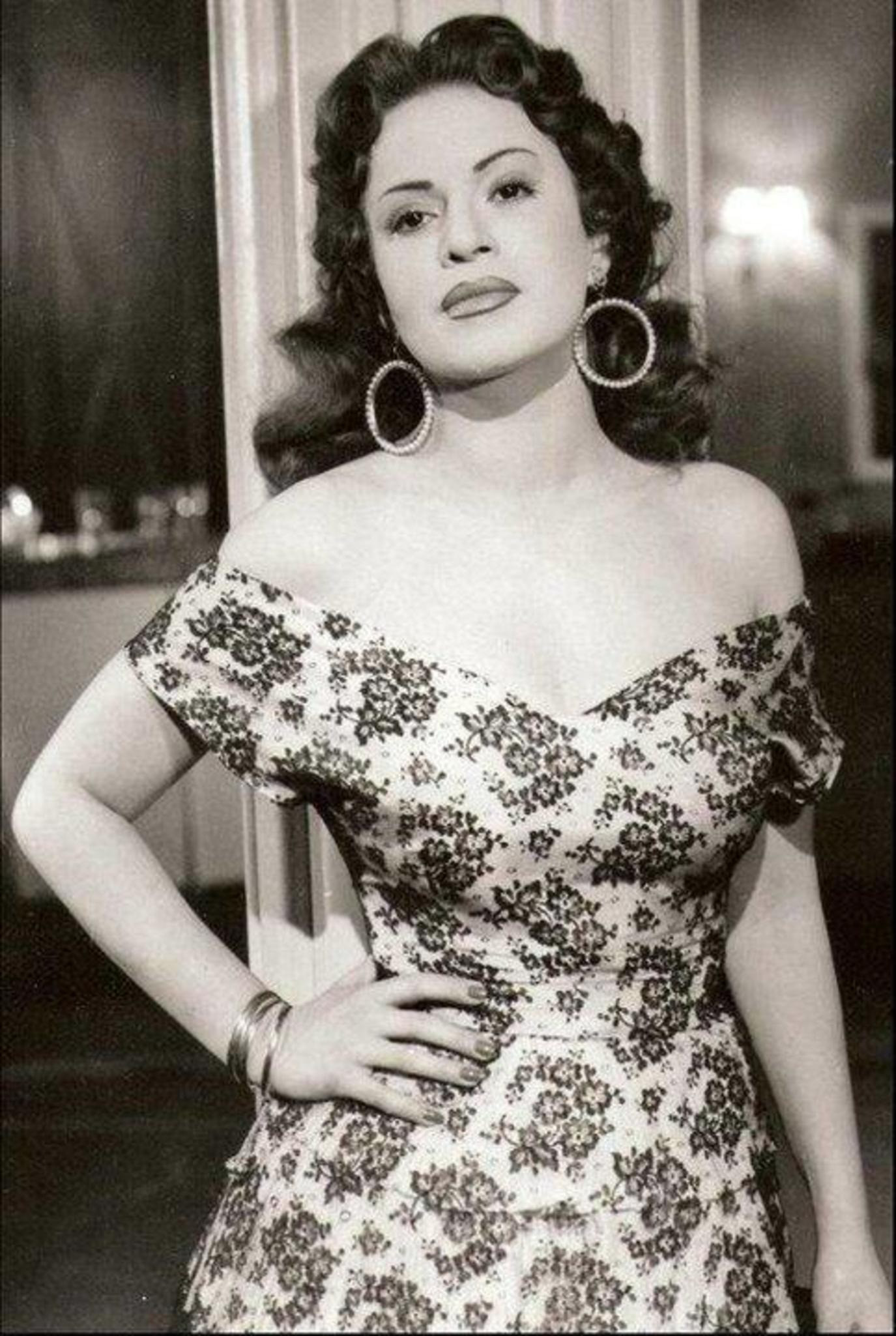 هند رستم