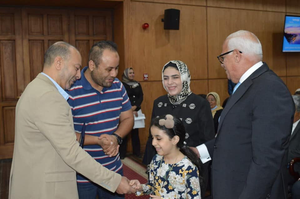 تكريم حى الشرق ببورسعيد