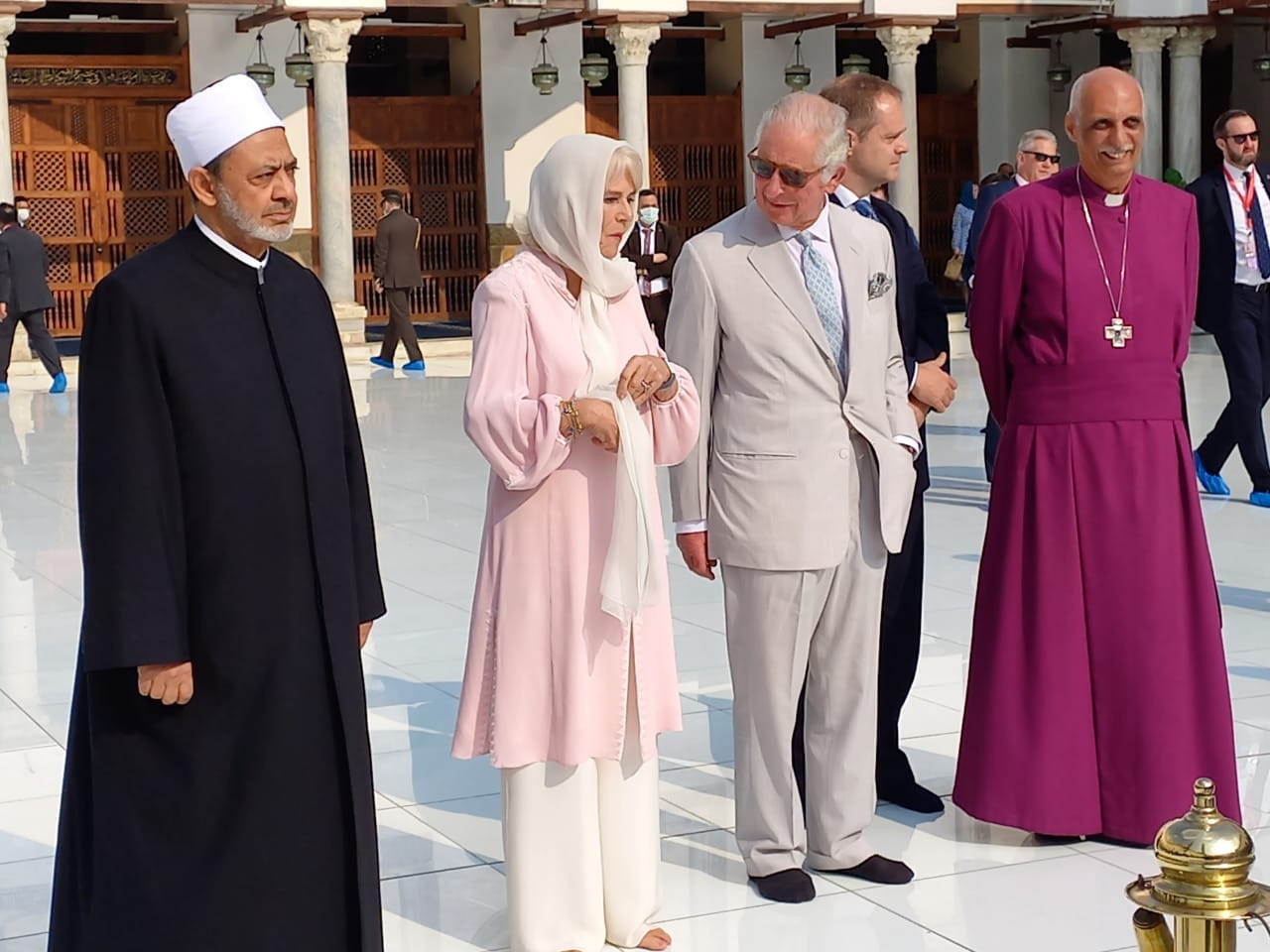 الأمير تشارلز وقرينته يزوران الجامع الأزهر