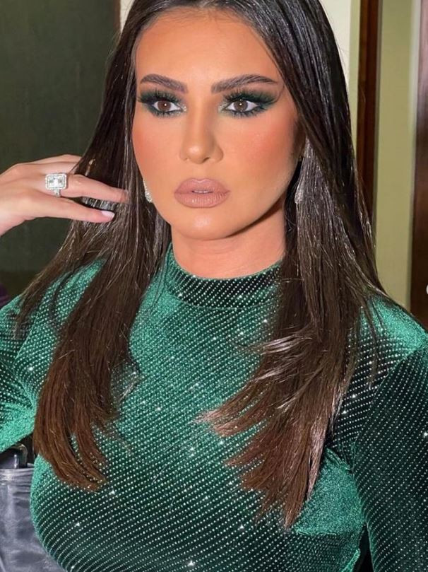 دينا فؤاد
