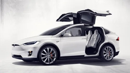 سيارة Tesla