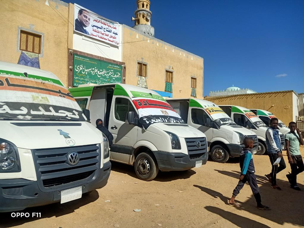 تقديم الخدمات العلاجية مجانا لـ 10 آلاف مواطن فى أسوان