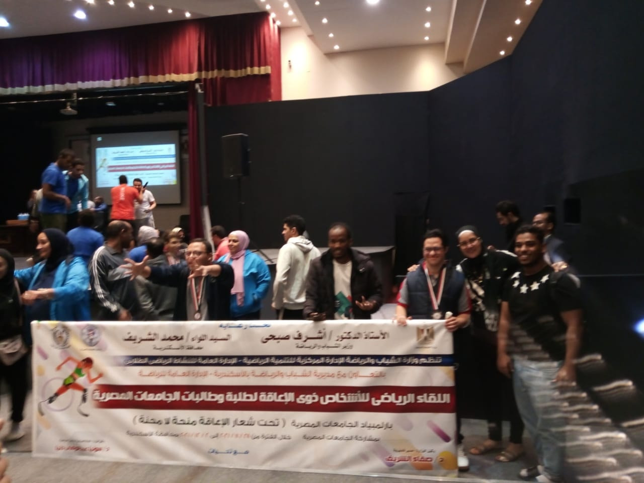 طلاب جامعة القاهرة