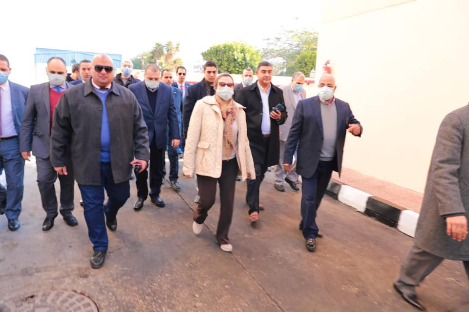 وزيرة البيئة