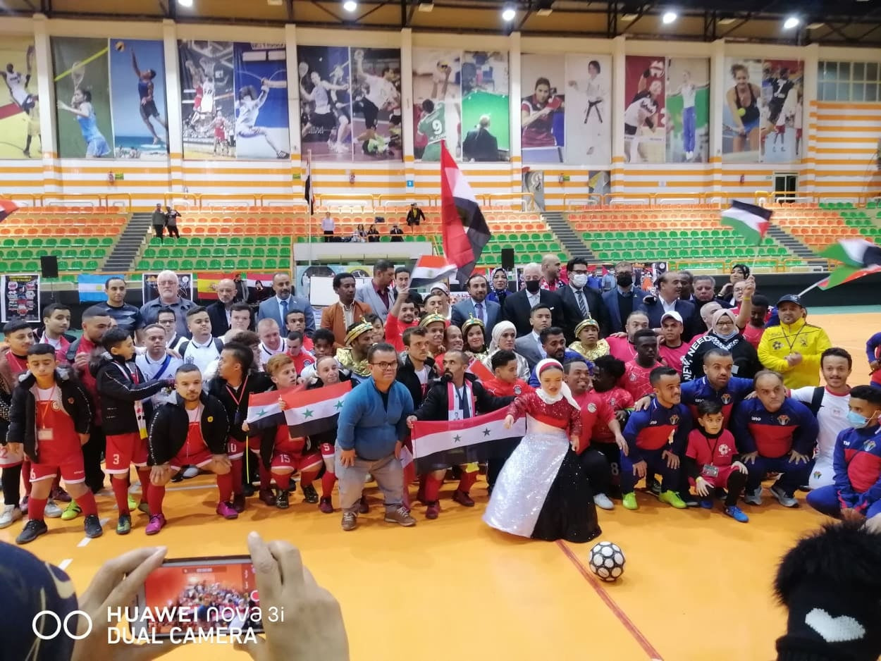 المهرجان الدولى للأقزام