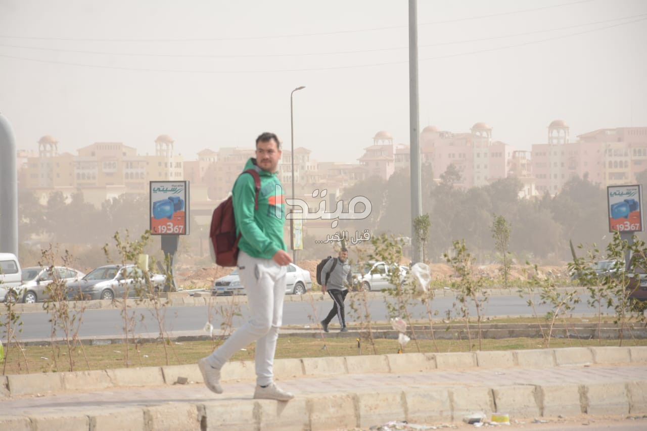 عاصفة ترابية