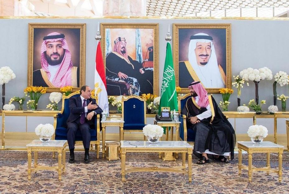 وصول الرئيس السيسى إلى السعودية