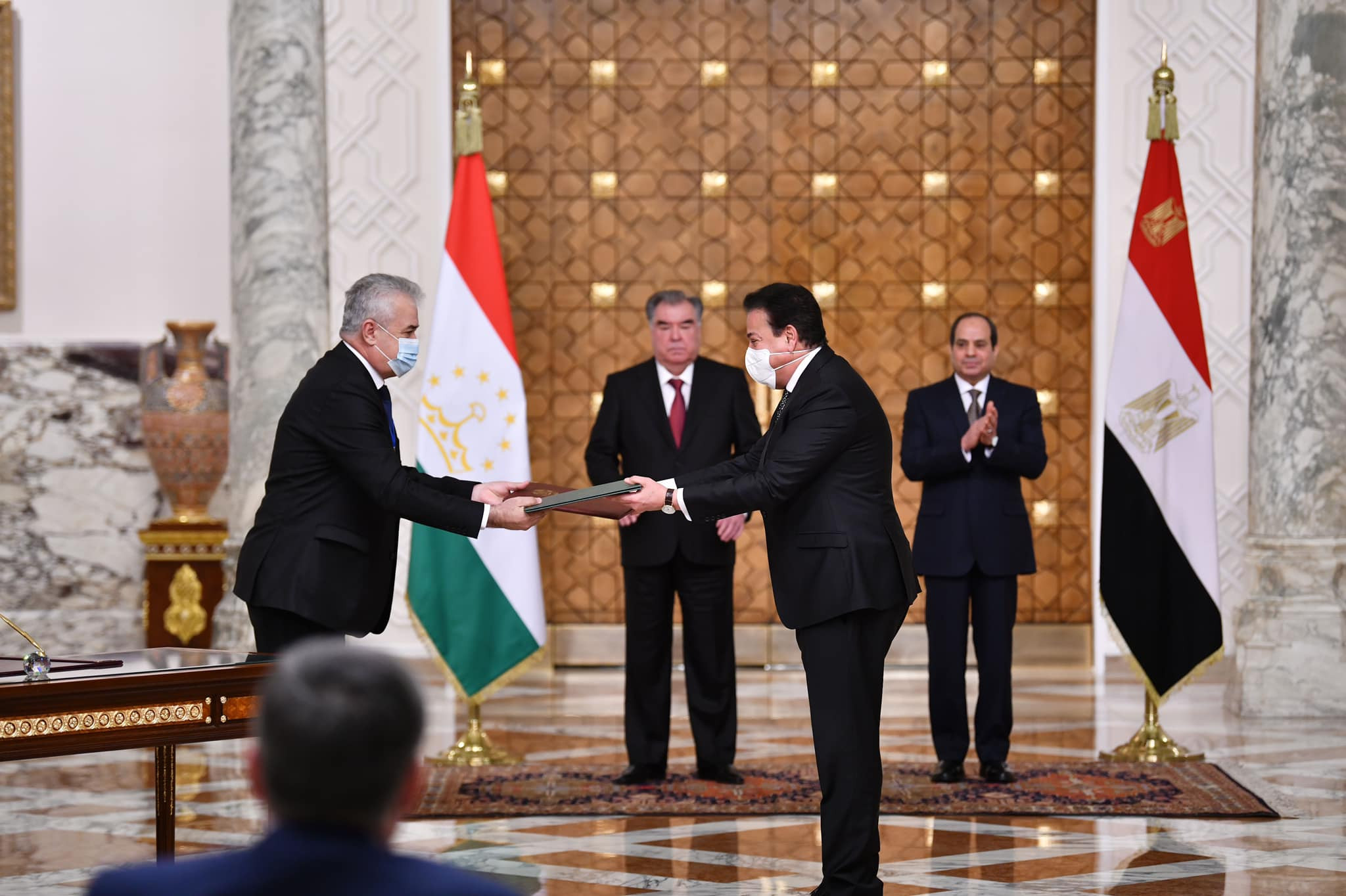 السيسى ورئيس طاجيكستان يشهدان توقيع عدد من مذكرات التفاهم