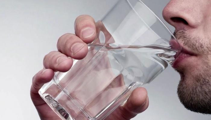 شرب السوائل ـ أرشيفية