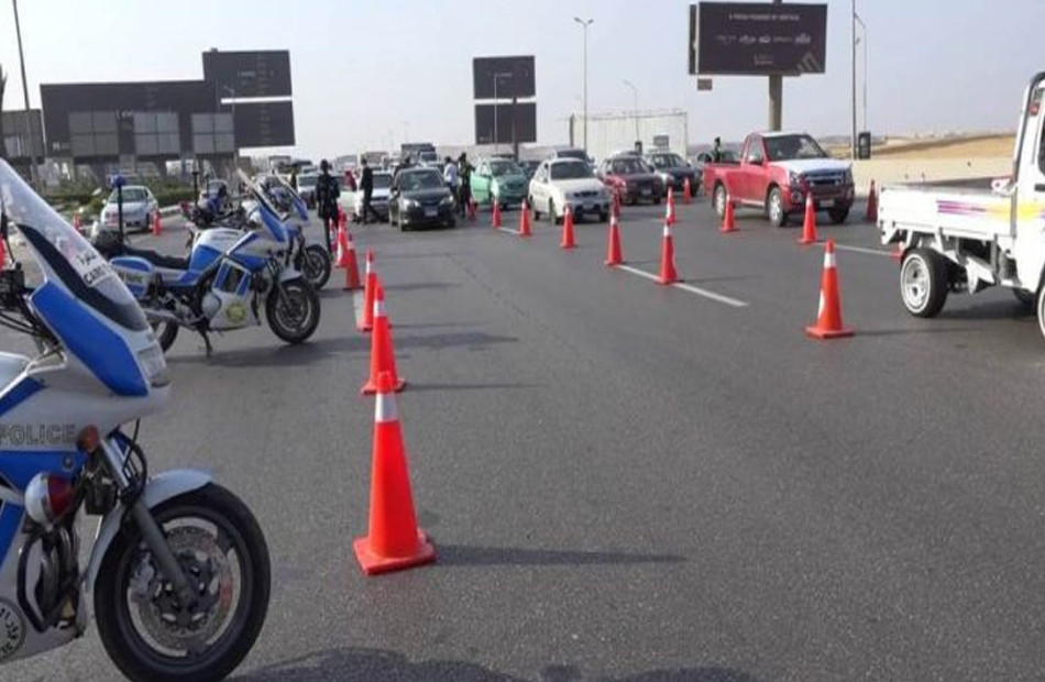 مرور الجيزة يعلن تحويلات مرورية بطريق أسوان الزراعي لرفع كمر القطار الكهربائي