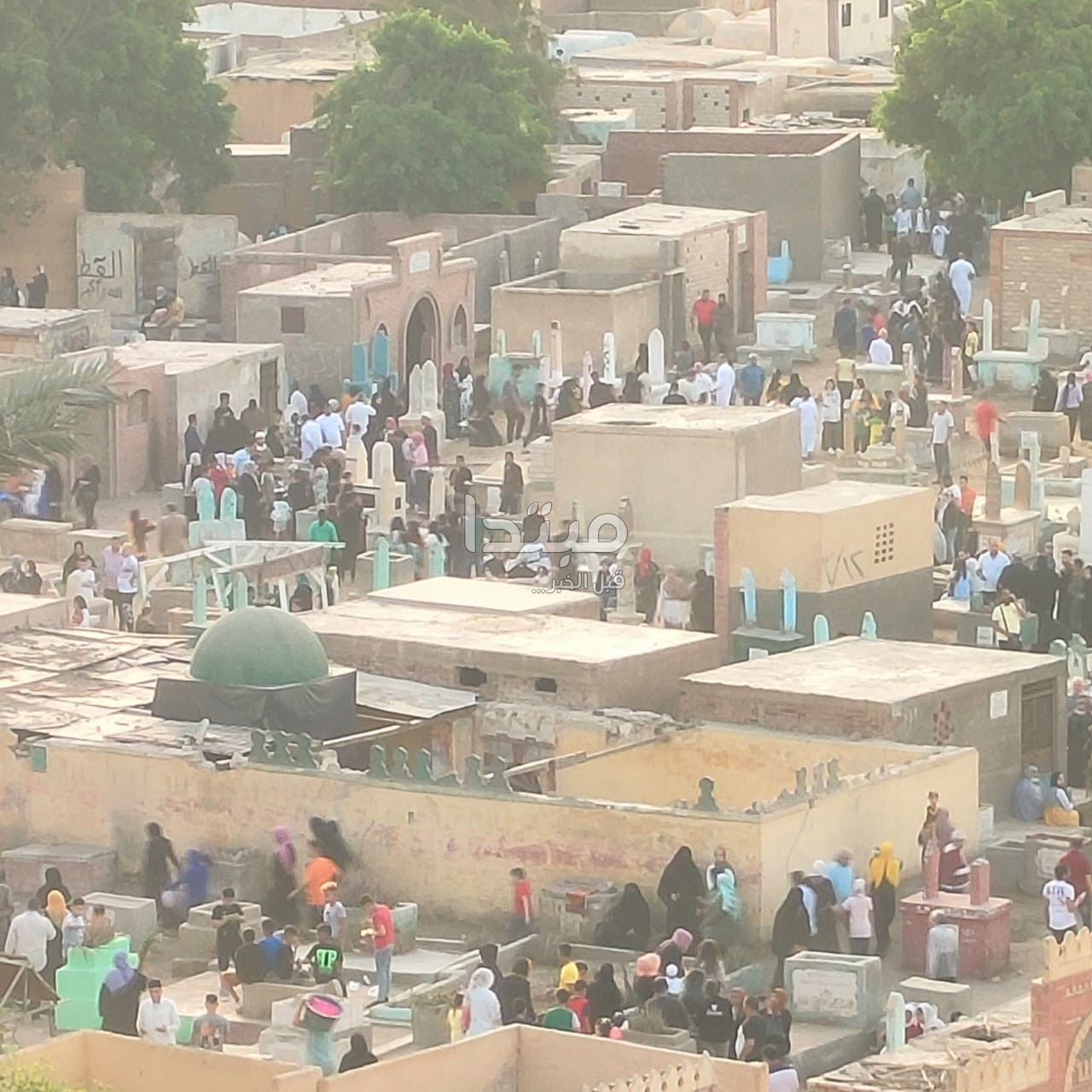 زيارة المقابر