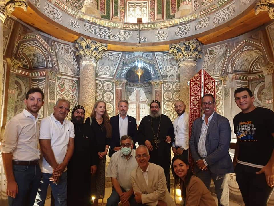 السفير الإيطالى
