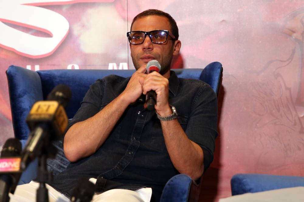 محمد إمام فى فيلم عمهم