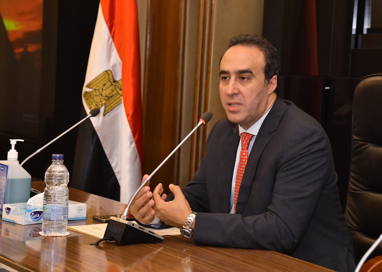 خلال اللقاء