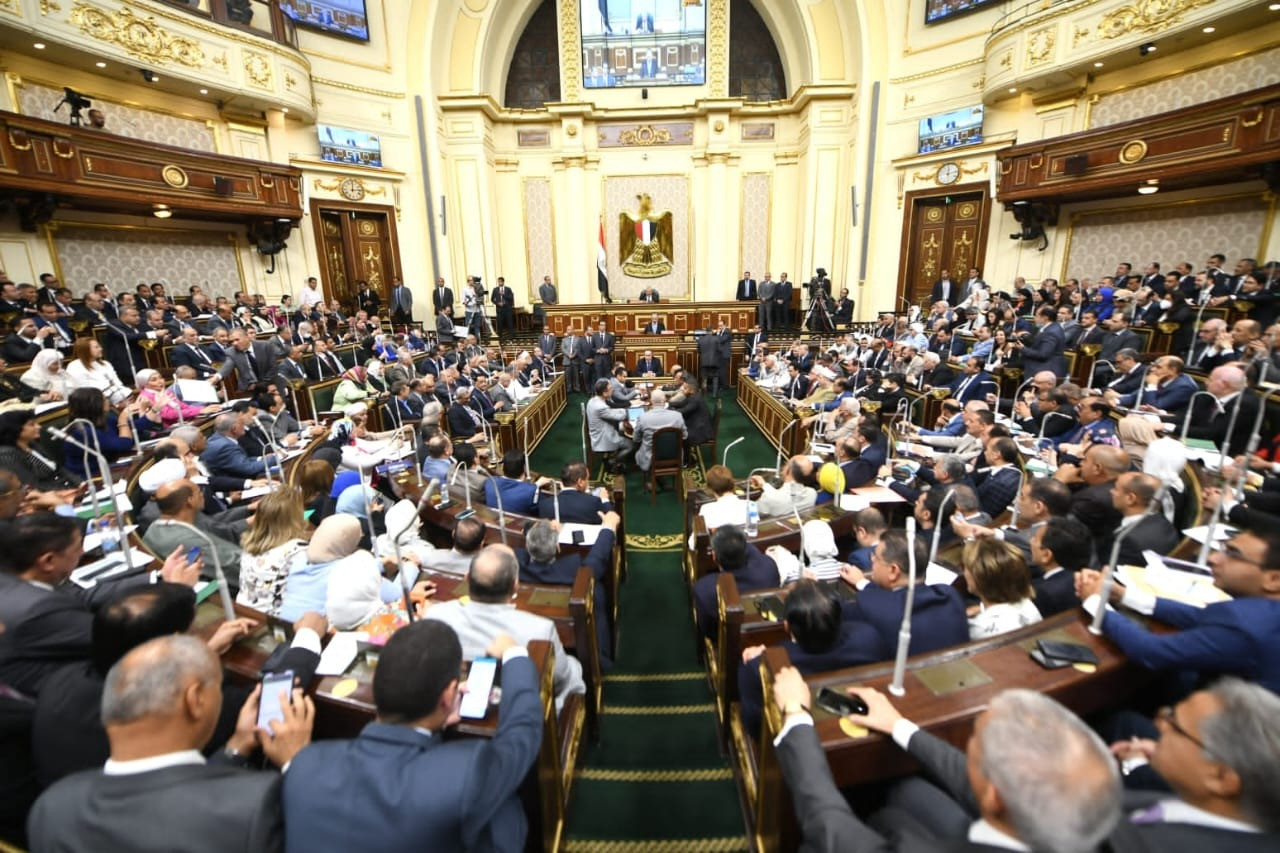 الجلسة العامة الطارئة لمجلس النواب