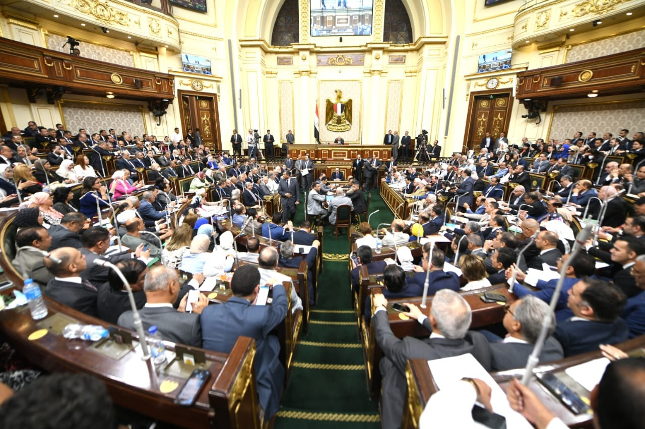 الجلسة العامة الطارئة لمجلس النواب