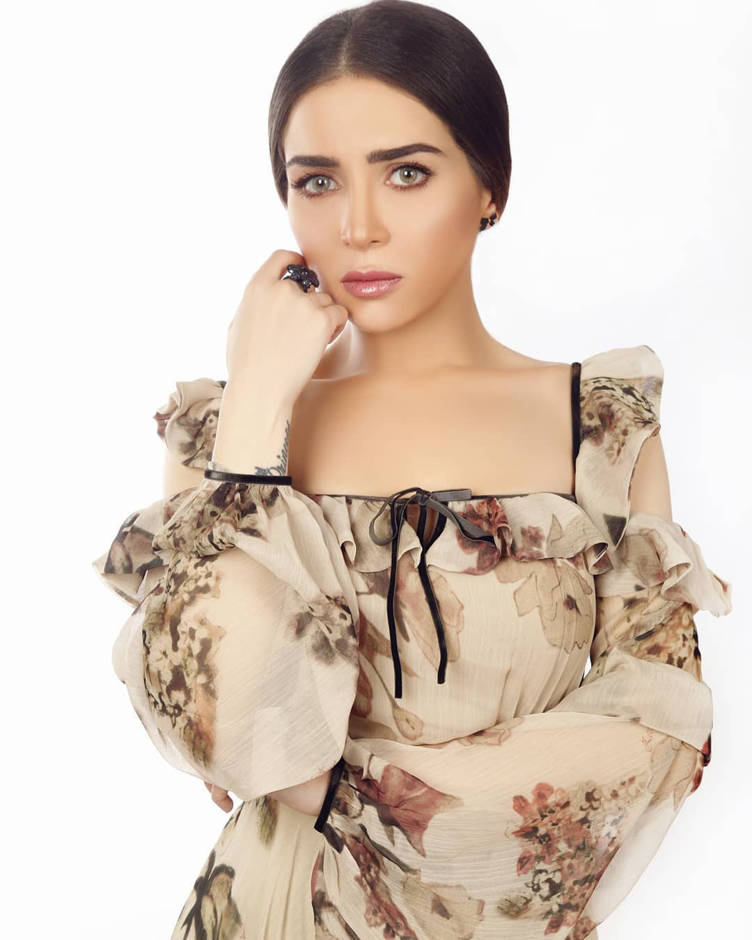 مى عزالدين