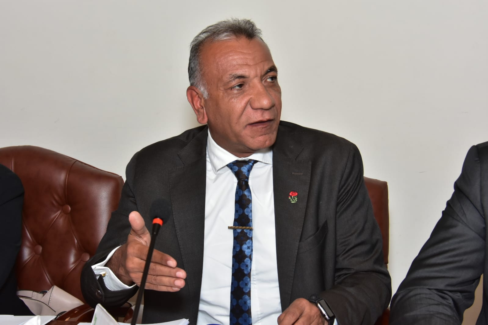 صور اللقاء