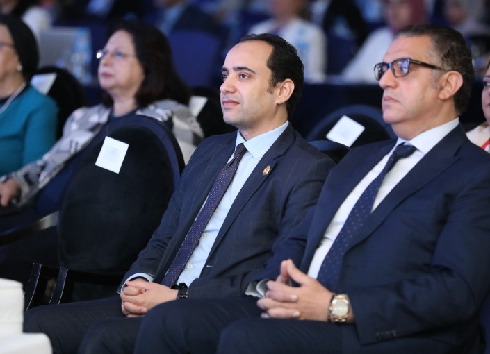 صورة من اللقاء