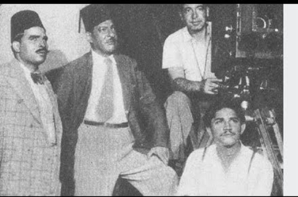 نيازى مصطفى