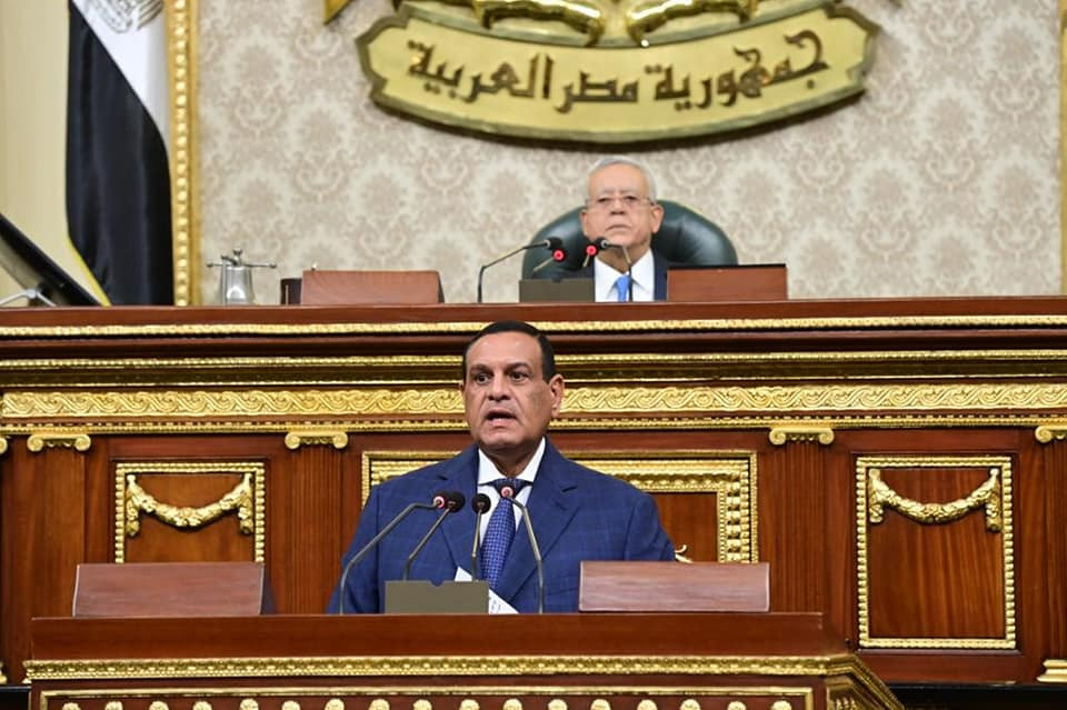 وزير التنمية المحلية
