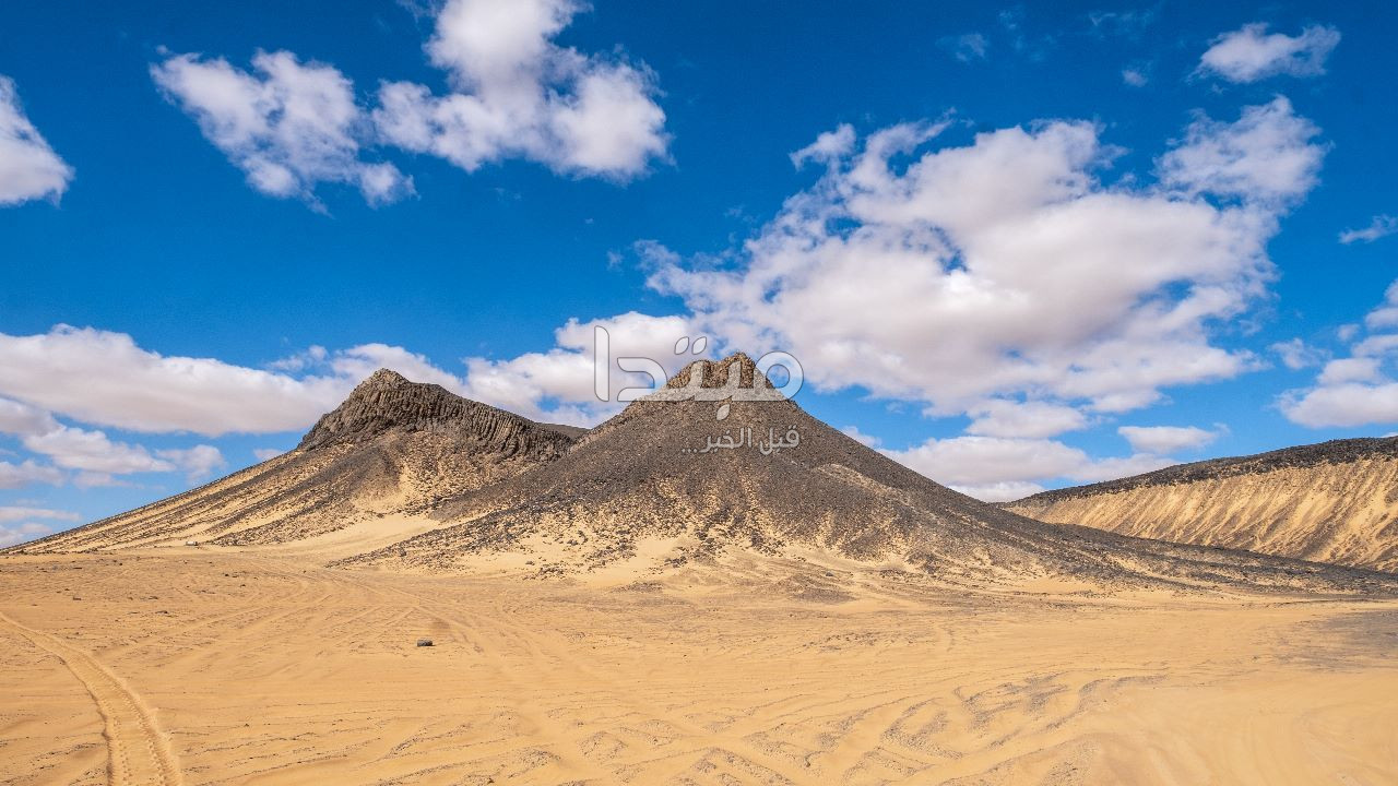 مبتدا | الجبال السوداء.. جمال خلاب يغطى صحراء الوادى الجديد