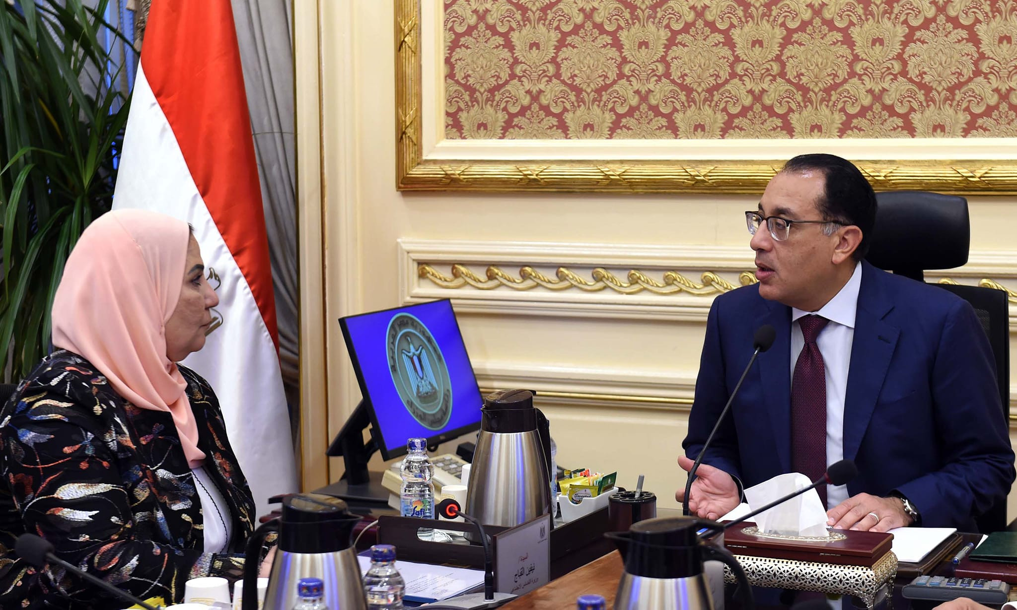 رئيس الوزراء ووزيرة التضامن