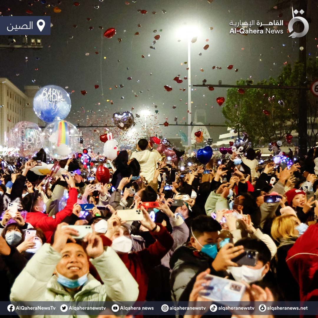 الاحتفال برأس السنة فى الصين بالكمامات