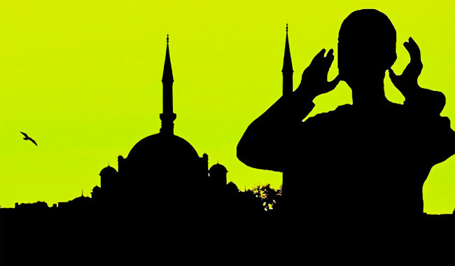 دار الإفتاء المصرية ترفض ترك الكلام أثناء الأذان وتؤكد ضرورة الترديد