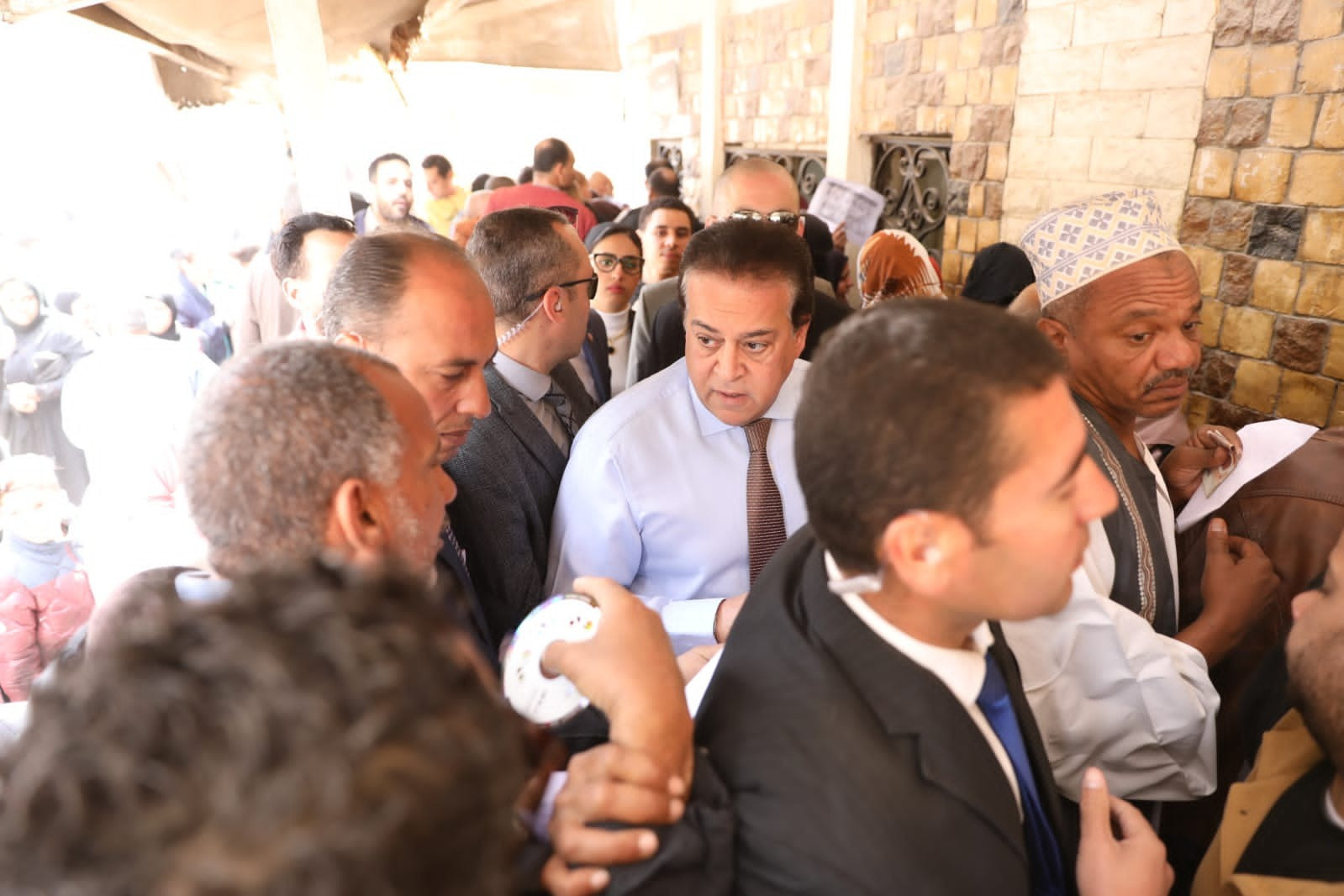 وزير الصحة فى معهد القلب