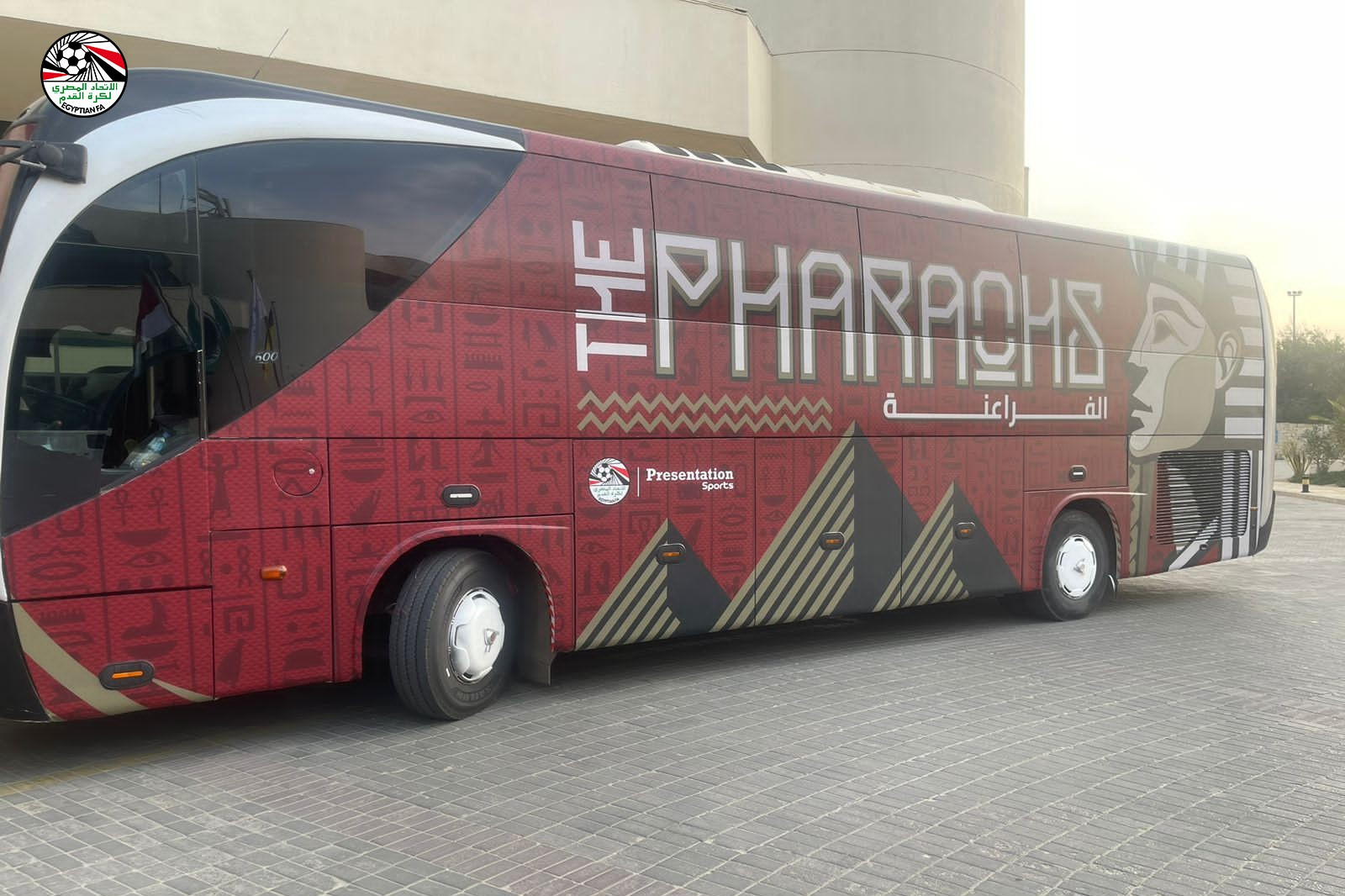 حافلة المنتخب الوطنى
