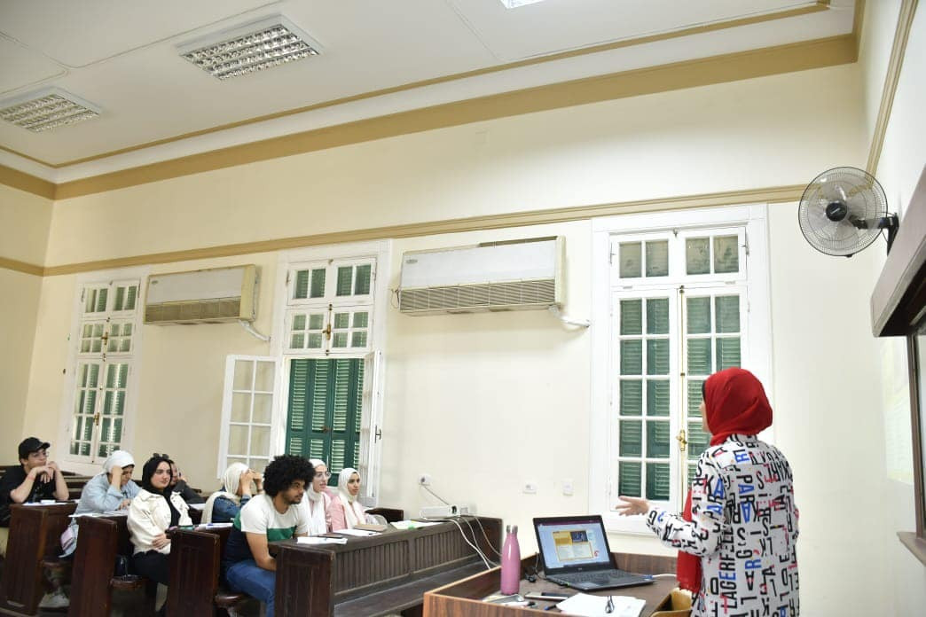 انتظام الدراسة بكليات جامعة القاهرة