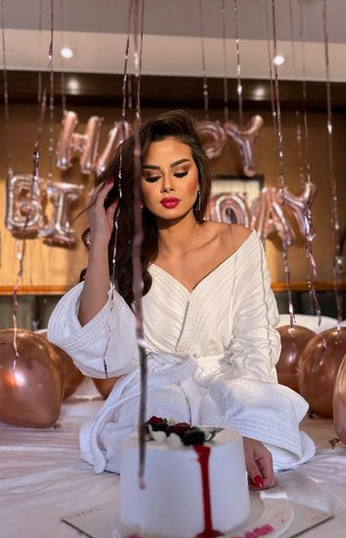 منة عرفة