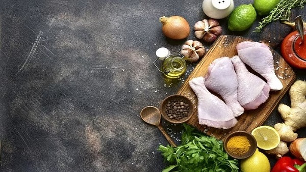 دبابيس الدجاج المقلوبة