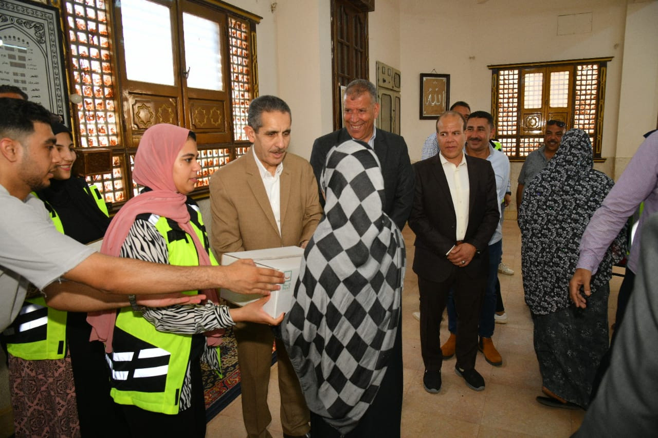 جولة محافظ الغربية