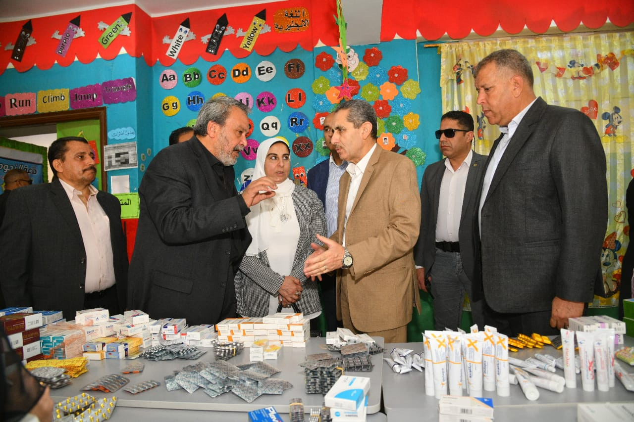 جولة محافظ الغربية