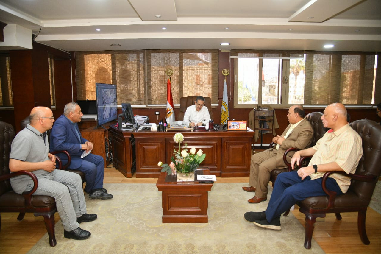 محافظ الغربية