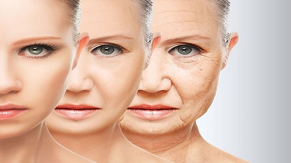 7 عادات يومية تسرع ظهور التجاعيد وتضعف صحتك