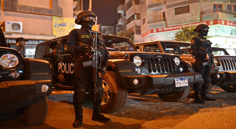كشف ملابسات اعتداء شخصين بدراجة نارية على مواطن بأسلحة بيضاء بالدقهلية