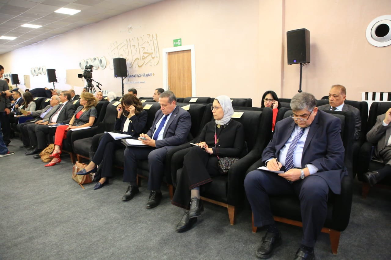 جلسة مجلس أمناء الحوار الوطنى ولجنة التعليم والبحث العلمى