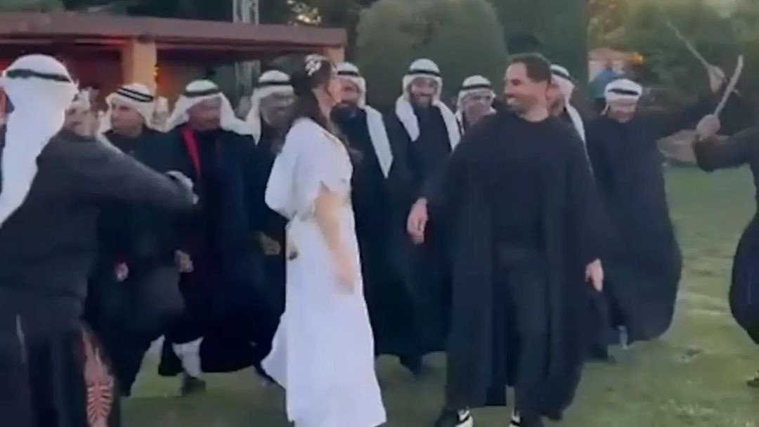 عاصى الحلانى