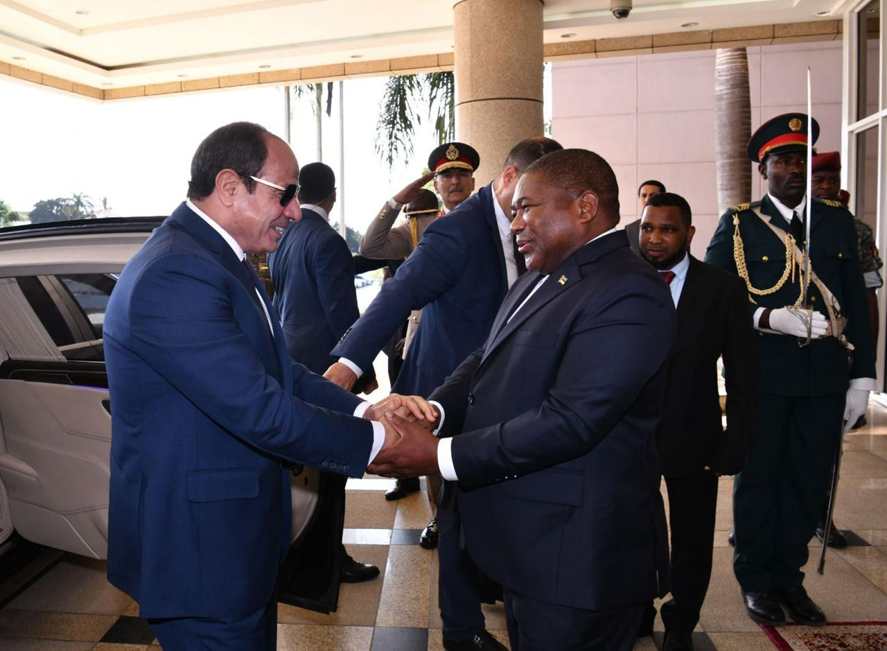 السيسي والرئيس الموزمبيقى