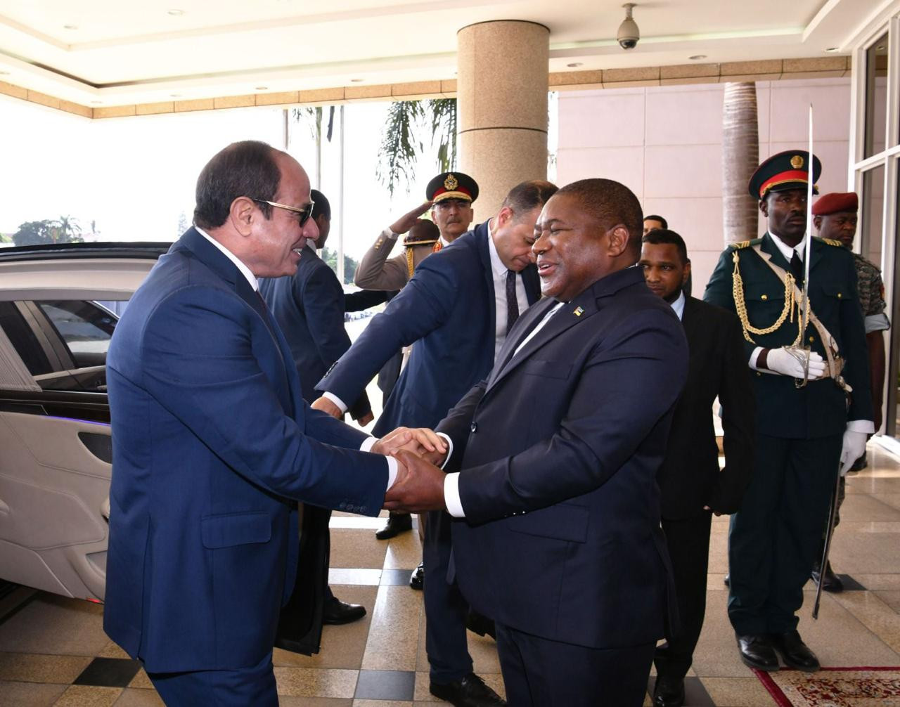 السيسي والرئيس الموزمبيقى