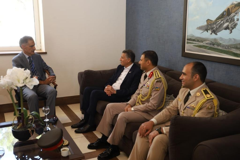 عاجل- بتوجيهات من الرئيس.. القوات المسلحة تشارك فى إخماد الحرائق باليو