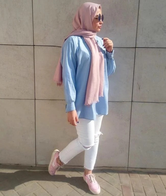 لبس الجامعة