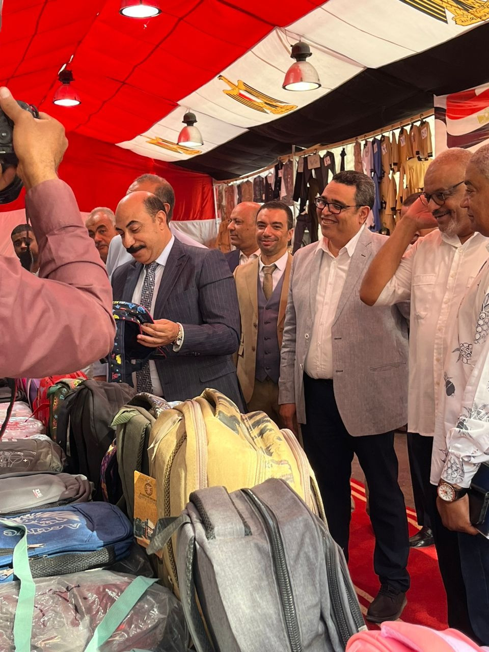 معرض أهلا مدارس في أسوان