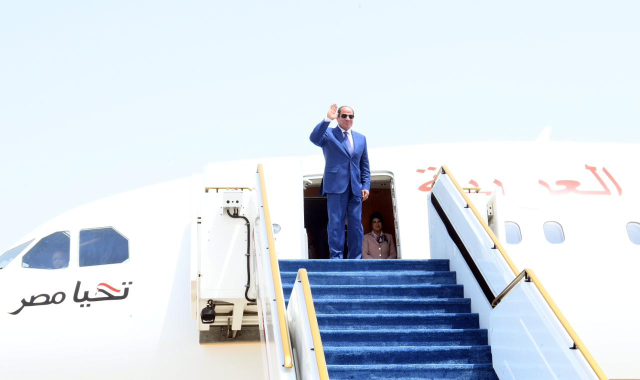 الشيخ محمد بن زايد يحرص على توديع السيسي
