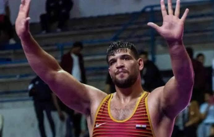 لاعب المؤسسة العسكرية الرياضية عبد اللطيف محمد