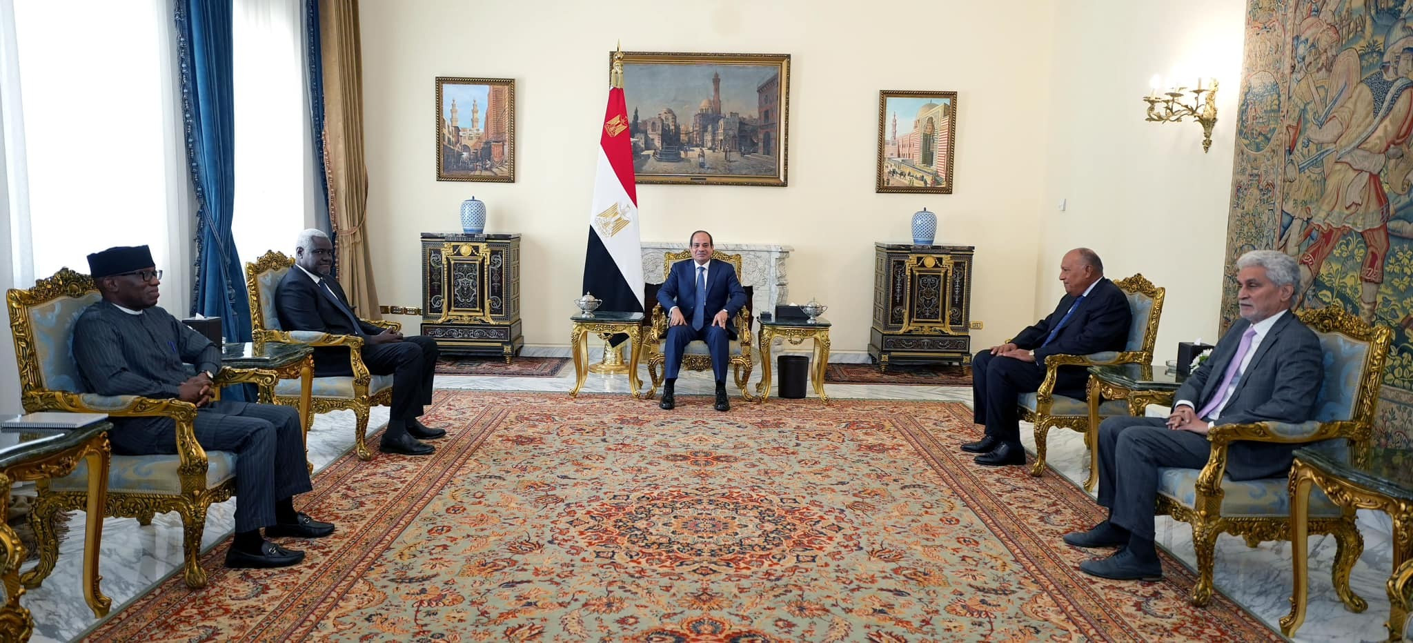 نشاط الرئيس في أسبوع