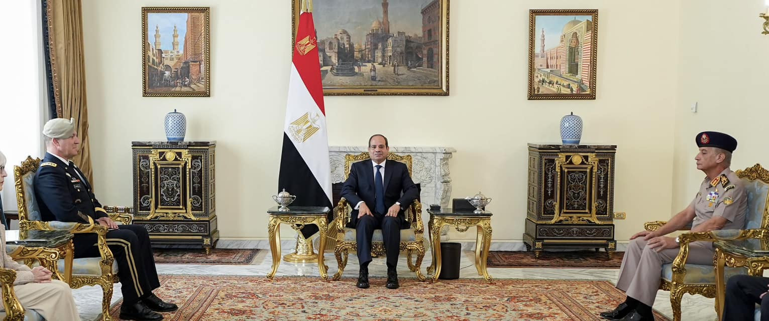 السيسي وقائد القيادة المركزية الأمريكية